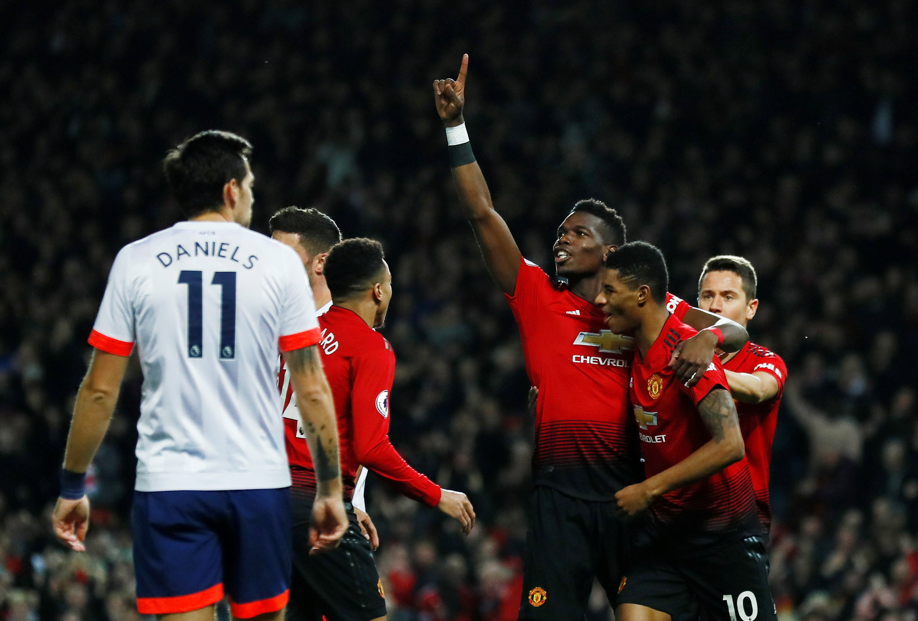 早在比赛初 早在比赛初